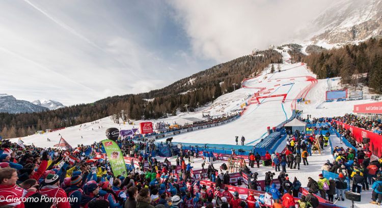 Vinci gratis biglietti per le Finali di Coppa del mondo di sci alpino 2020 a Cortina d’Ampezzo e gadget
